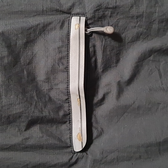 🟣🟣MEC zip up windbreaker / track jacket with reflective stripes. - Picture 6 of 9